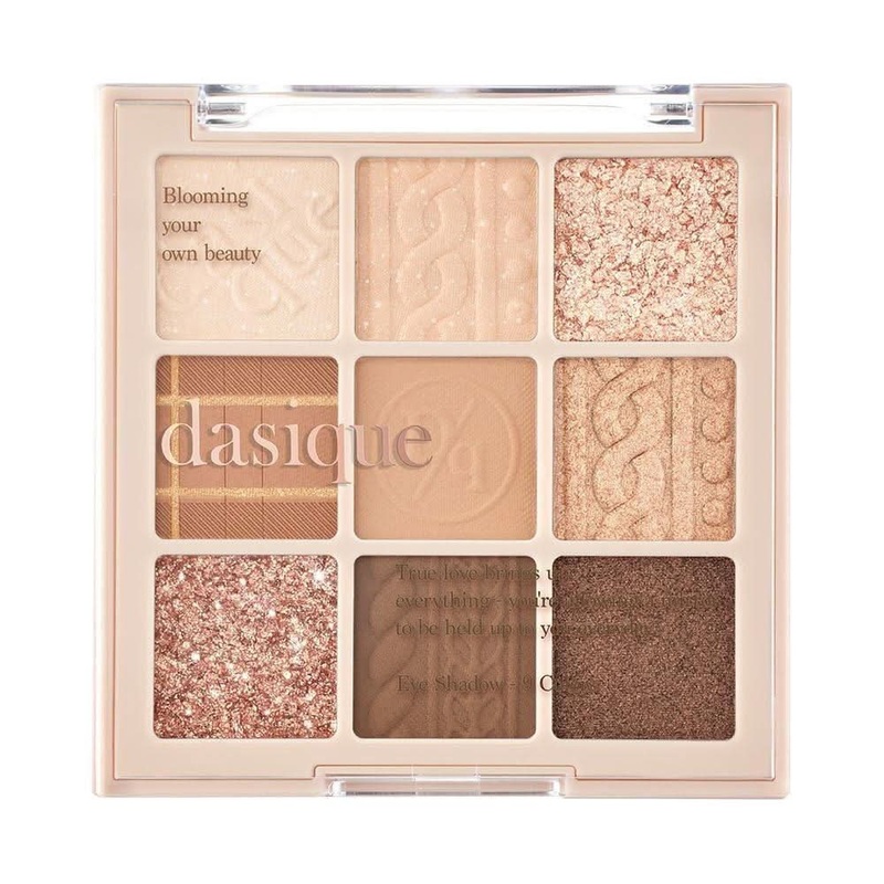 Dasique Eyeshadow Palette  #15 Beige Knit | Soft Neutral Shades for Everyday Elegance