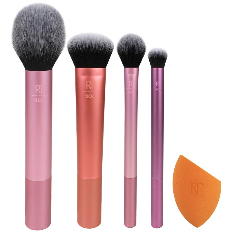 Real Techniques everyday essentials brush kit (x4) + sponge