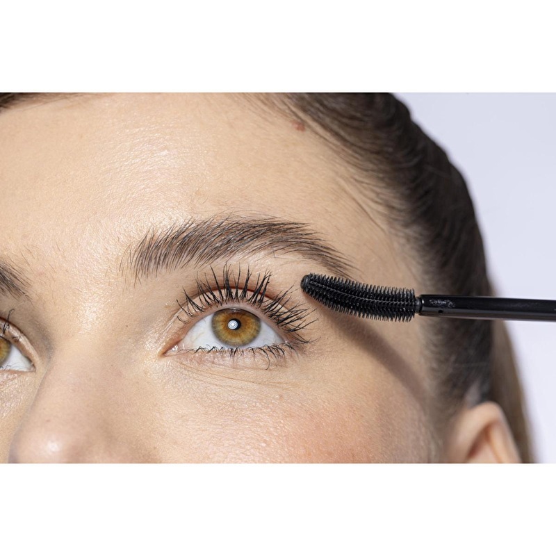 wet n wild Mega So Define Volumizing Mascara: Dramatic Volume, Definition & Vitamin E for Lash Health