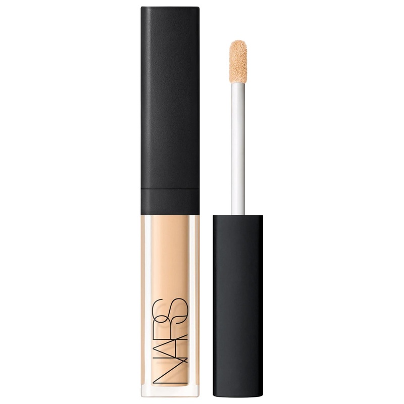 Radiant Creamy Concealer: Medium Coverage, Natural Radiant Finish, Brightens & Perfects – Long Lasting Hydration