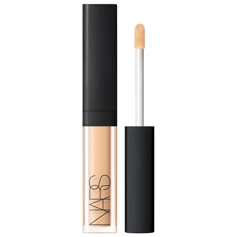 Radiant Creamy Concealer: Medium Coverage, Long Lasting Hydration, Vegan & Paraben-Free for Brightening and Perfecting Skin