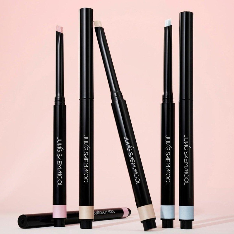 JUNGSAEMMOOL Artist Drawing Shadow Pencil – 0.35g | Long-Lasting & Luminous Eye Glow #Dew Champagne